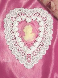 L6 White Venice Victorian Lace Heart Applique L6 White Venice Victorian Lace Heart Applique