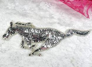 LC1424 Silver Mustang Running Horse Sequin Applique 7"