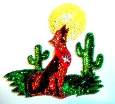 LC69 Lg Coyote  with Sun  Sequin Beaded Applique 7"