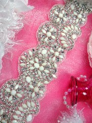 XR123 White Silver Beaded Crystal Rhinestone Trim