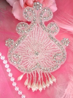 XR43 Silver Pearl Dangle Beaded Rhinestone Applique 5.25"